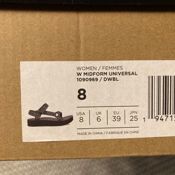 Teva Midform Universal Sandals - Picture 8 of 9